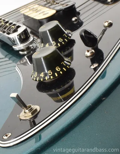 1981 Gibson Victory MVX controls